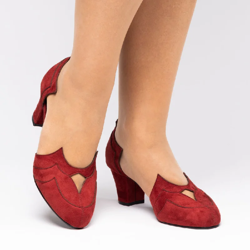 PRE-ORDER Christine Vintage Pumps (Garnet Cloak)