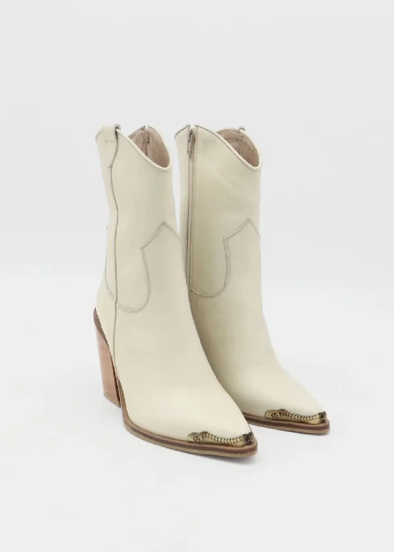 Stivali New York Coachella Heeled Western Boot